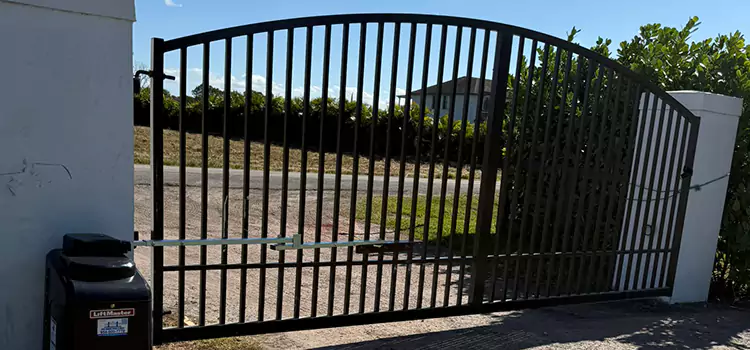 Driveway Fence Repair Glen Ellyn